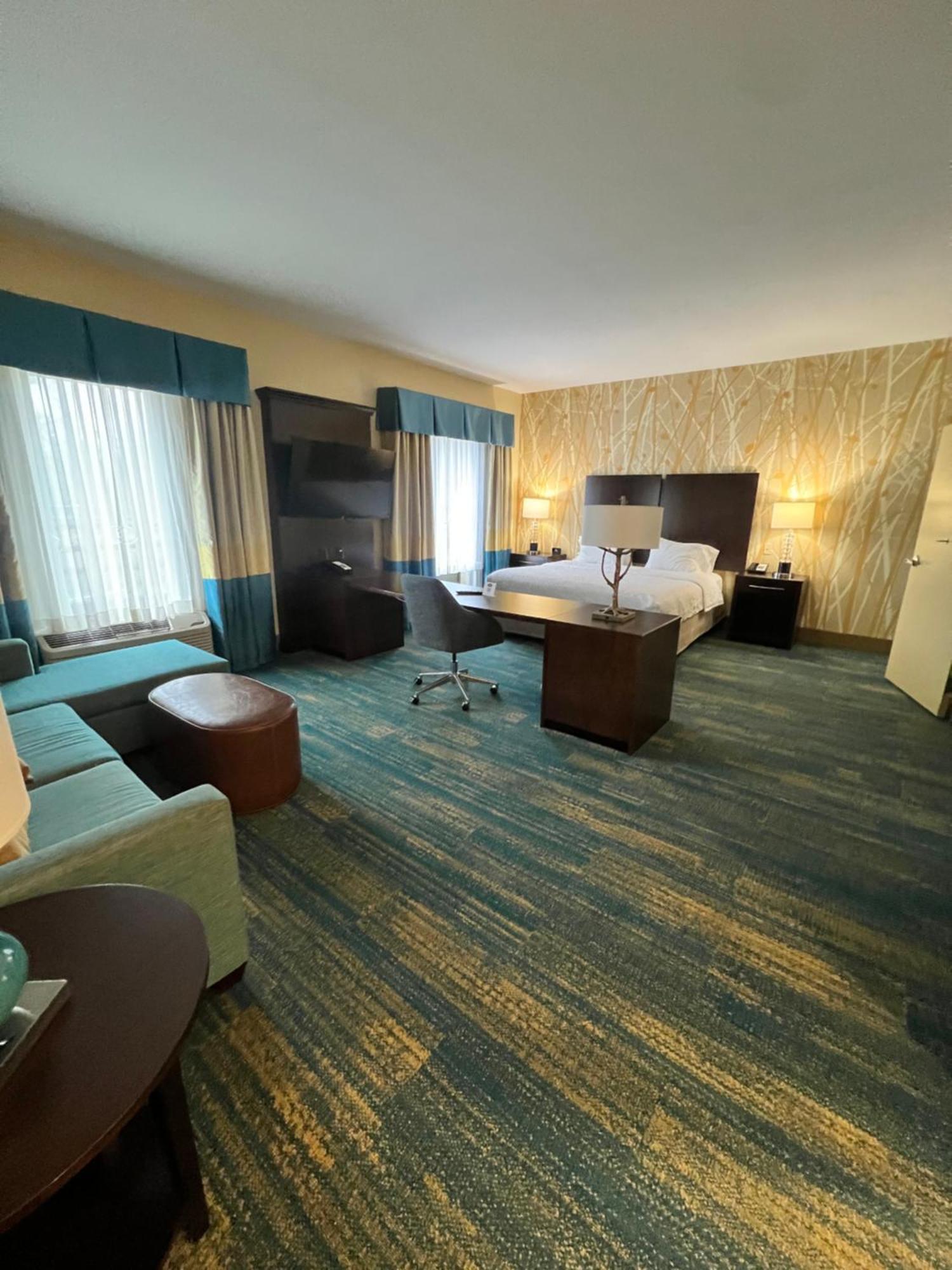 Hampton Inn & Suites Stroudsburg Bartonsville Poconos Экстерьер фото