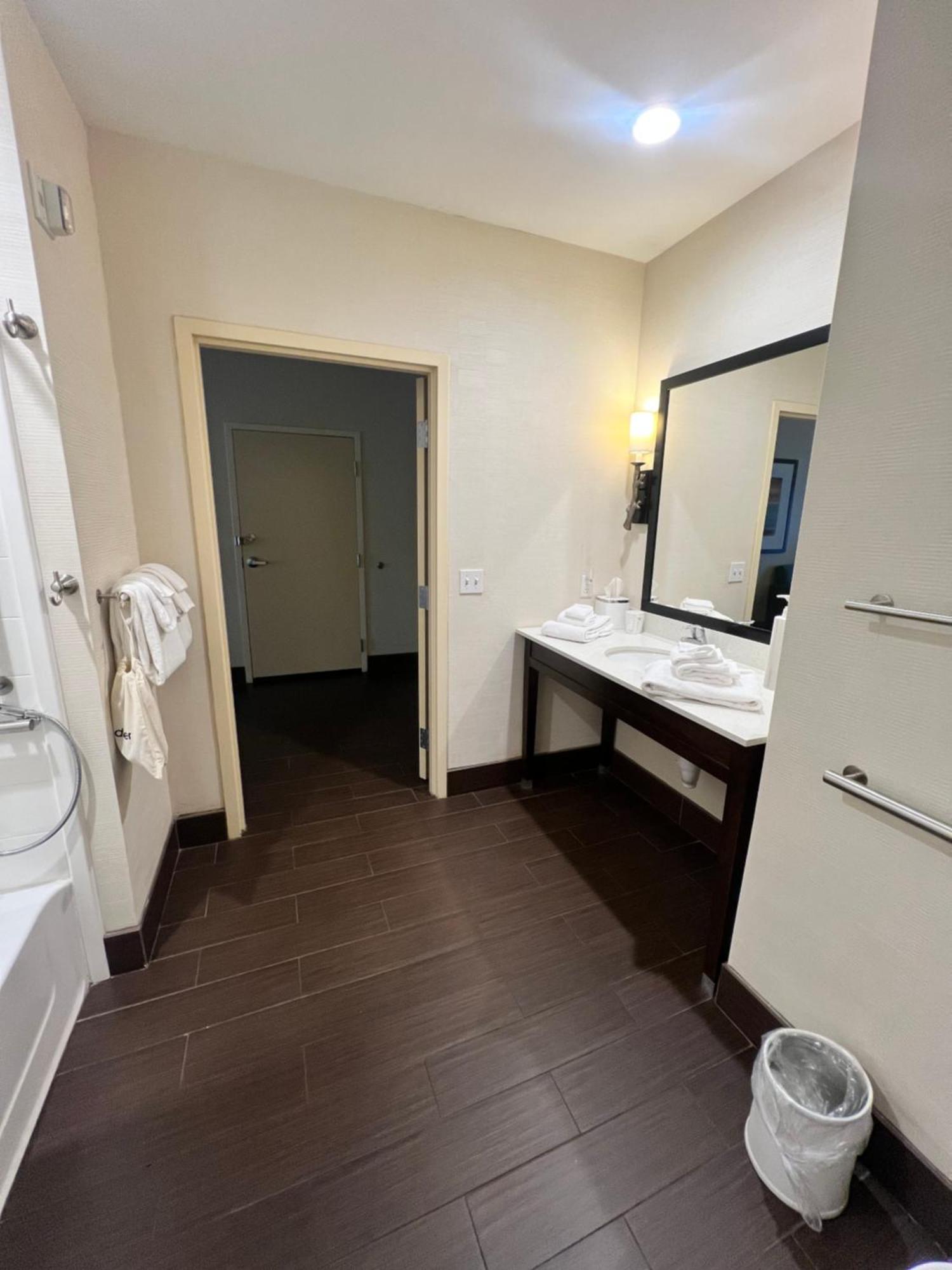 Hampton Inn & Suites Stroudsburg Bartonsville Poconos Экстерьер фото